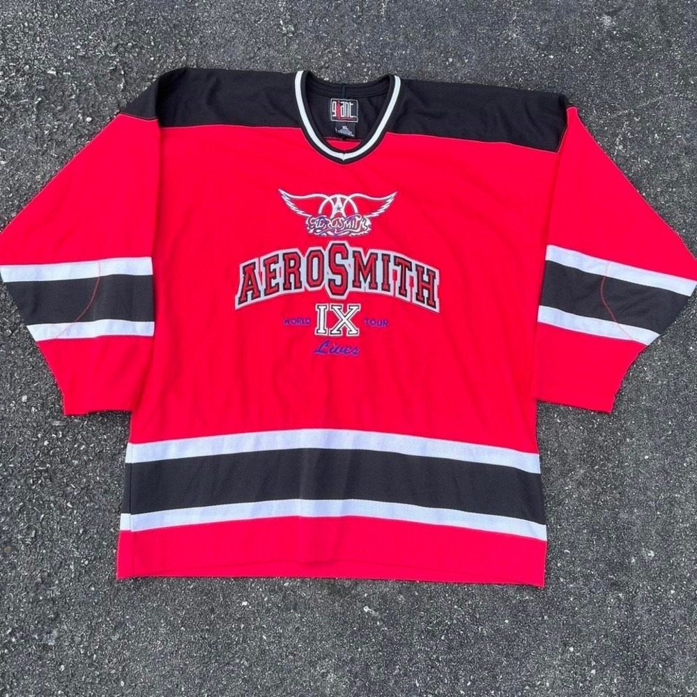 1990s Aerosmith "9 Lives Tour" Graphic Embroidered Hockey Jersey size XL